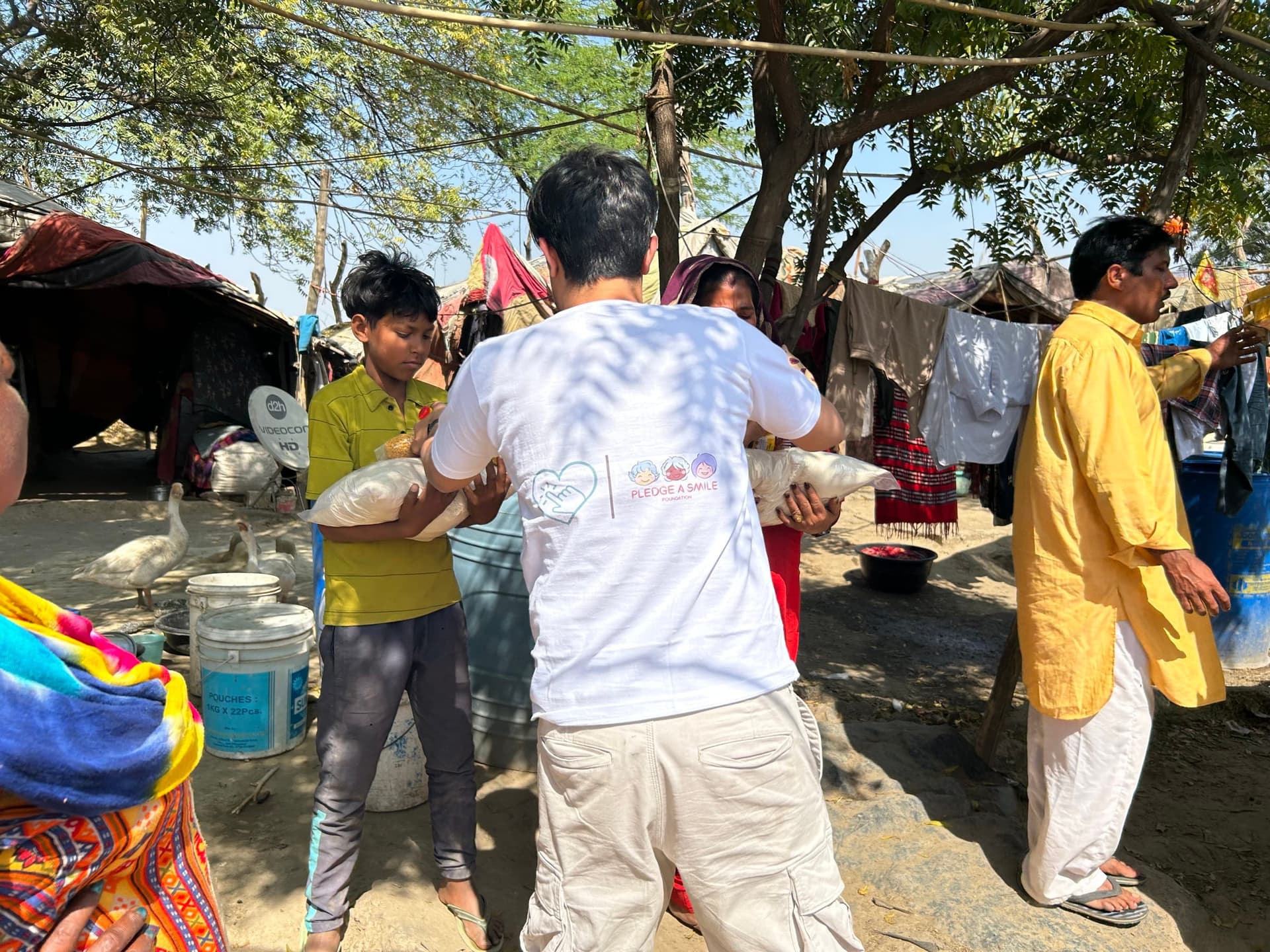 Group holding ration kits, direct gaze